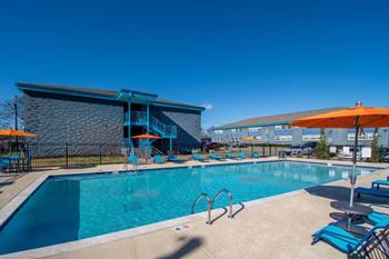 Resort-style swimming pool